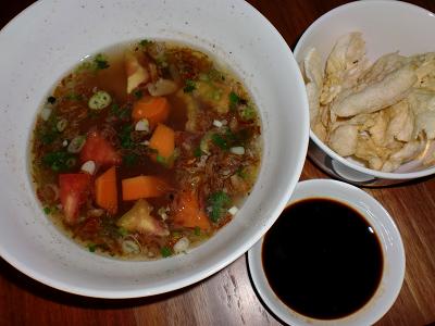 oxtail soup with emping